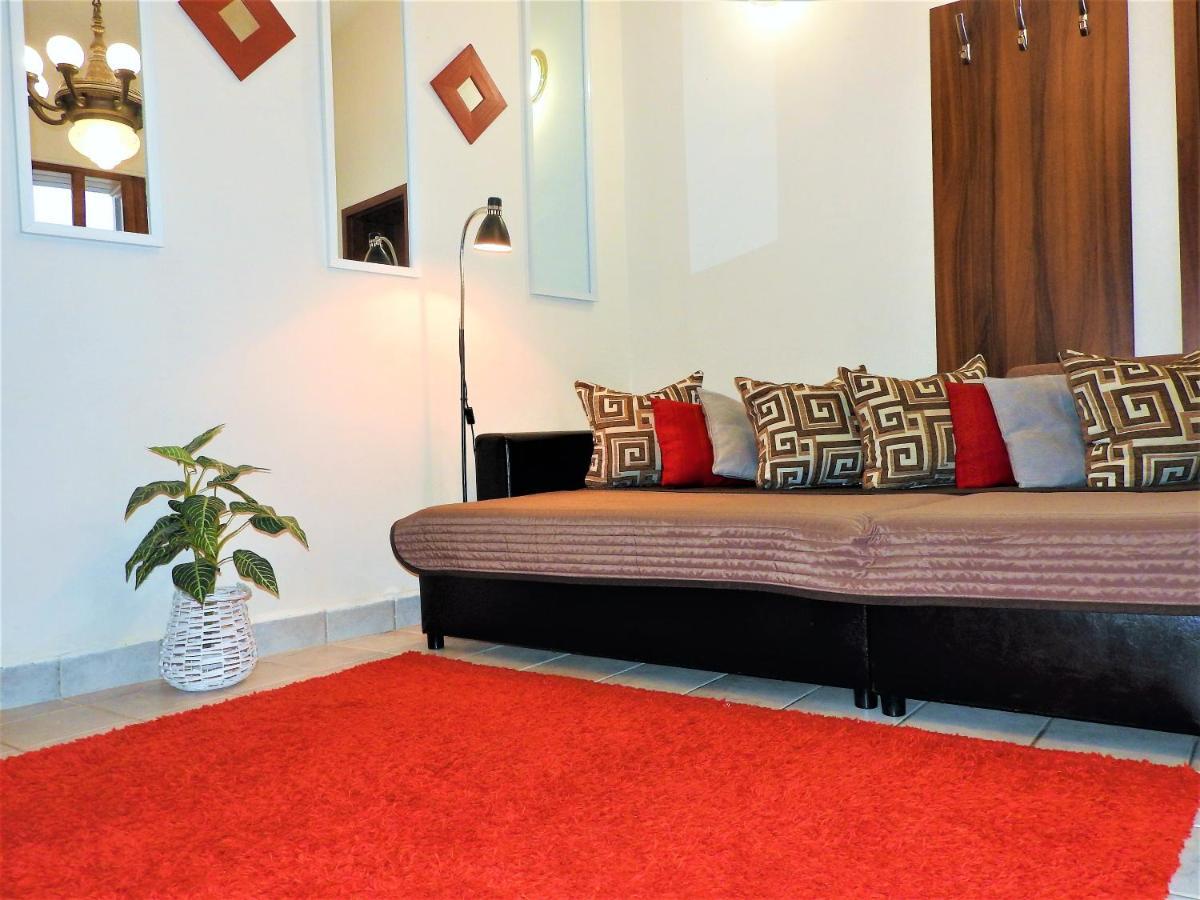 Apartmán Nora Studio Apartman - Eger Exteriér fotografie