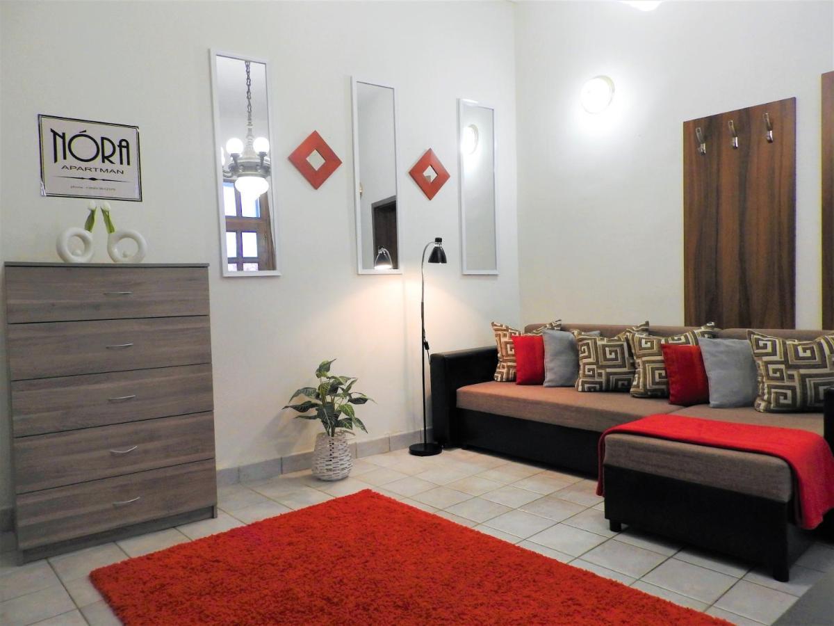 Apartmán Nora Studio Apartman - Eger Exteriér fotografie